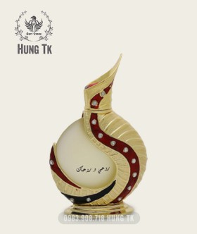 https://www.hpgiftstore.com/san-pham/tinh-dau-nuoc-hoa-roohi-20ml
